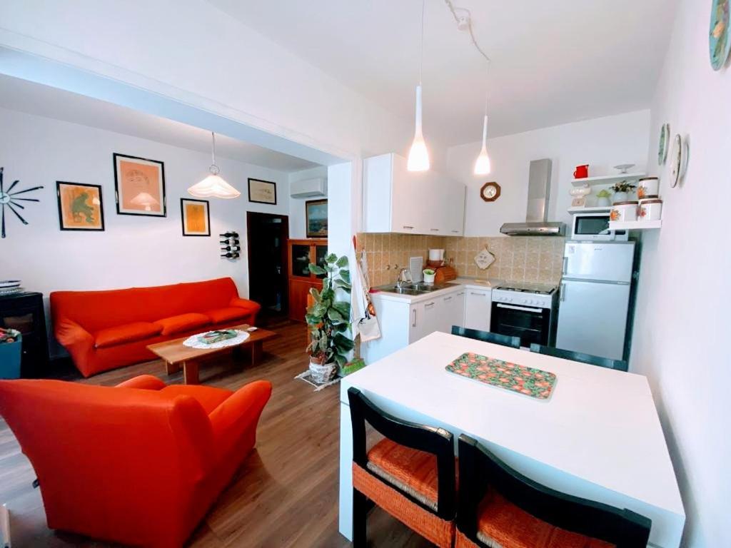 Appartement Casa Isma à Cecina  Extérieur photo